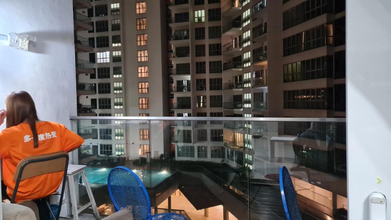 Hostel At Regalia Sky Pool กัวลาลัมเปอร์ ภายนอก รูปภาพ